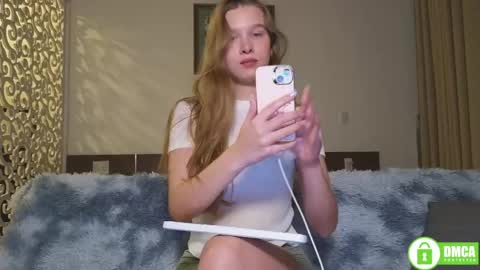 Lia  online show from May 25, 12:55 pm
