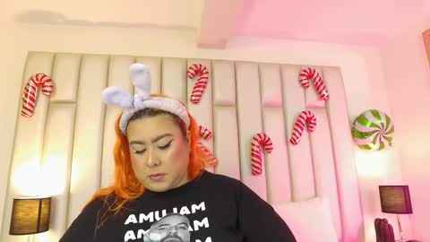 ANDREA PEREZ online show from December 22, 12:45 pm