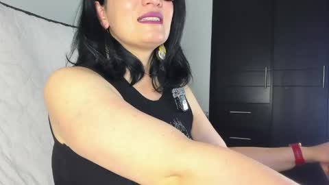 Adriana online show from May 25, 2:28 am