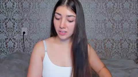 Adriana online show from July 22, 8:00 pm