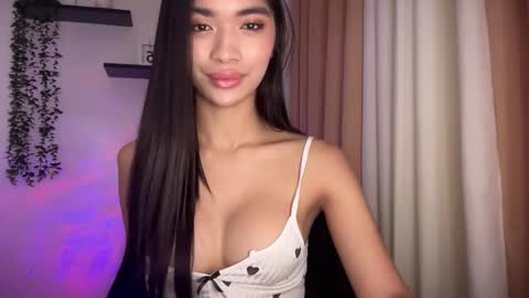 Snapshot of adrianasinclair chatting on October 7, 5:42 pm Adriana online show from October 7, 5:42 pm