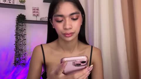 Snapshot of adrianasinclair chatting on September 27, 5:32 pm Adriana online show from September 27, 5:32 pm