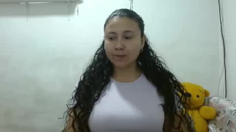 Snapshot of adrianatellez chatting on September 30, 1:32 pm Adriana Tellez online show from September 30, 1:32 pm
