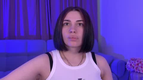 AdrianaTores online show from June 5, 6:52 am
