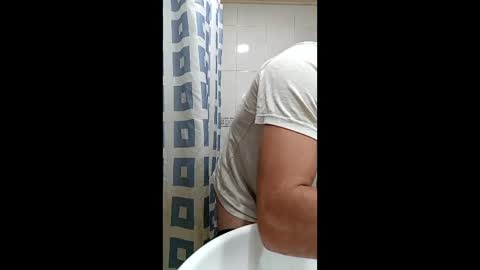 adrianchamonymario12 online show from April 22, 11:34 pm