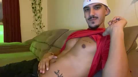 Luci online show from March 10, 3:22 am