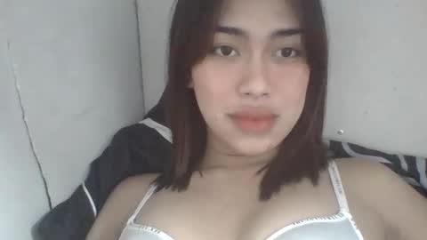 aeshamargaux online show from November 24, 1:43 pm