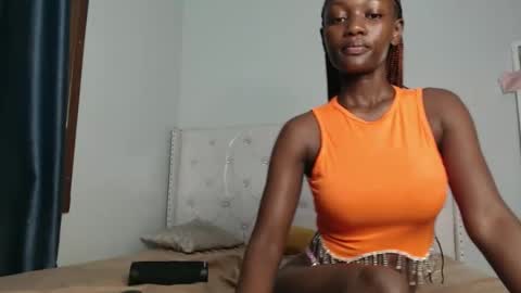 Snapshot of africanpetitequeen chatting on October 5, 8:23 am CIARA online show from October 5, 8:23 am