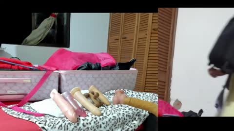 afroditacute16 online show from November 5, 2:24 am