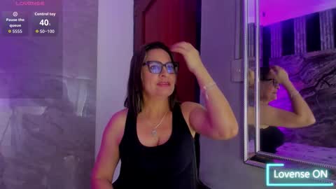 Snapshot of agatha_pleasure chatting on October 14, 11:57 am agatha_pleasure online show from October 14, 11:57 am