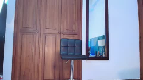 Snapshot of agathaa_white chatting on September 29, 11:31 am Agathaa white online show from September 29, 11:31 am