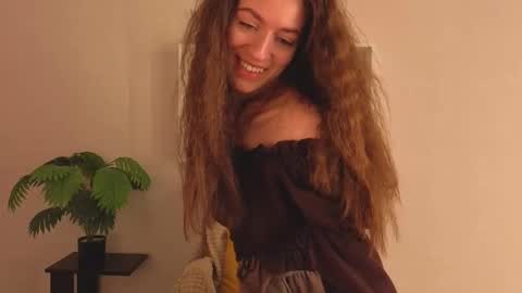 agnes wells online show from March 11, 10:07 am