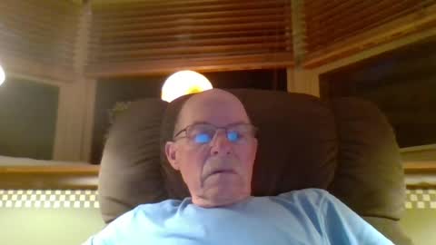 aguynrkfrd online show from July 2, 9:25 am