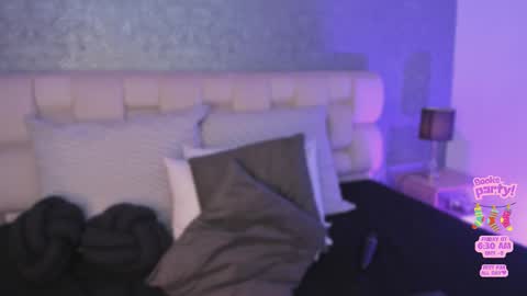 Ahmara  online show from March 6, 5:43 pm