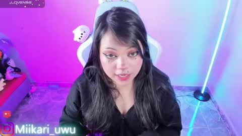 Ahri help me get to 100  online show from March 13, 8:23 pm