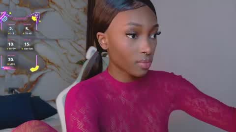 Ahvi Ebony online show from June 3, 2:20 pm