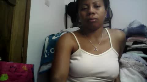 Aicha boobs online show from April 14, 11:19 pm