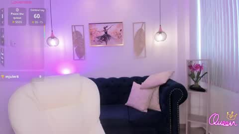 AIDA ADAMS online show from June 3, 2:33 pm
