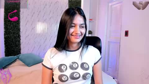 aidajoness online show from March 12, 12:53 pm