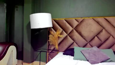 aiden_royce online show from September 8, 11:48 pm