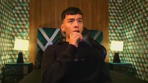 aiden_royce online show from October 24, 5:41 am