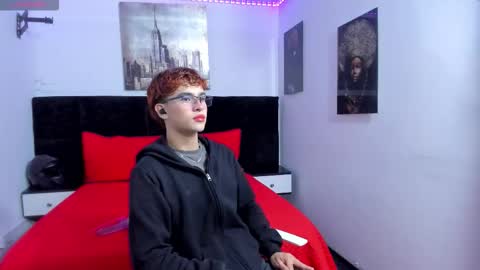 Aiden  online show from September 18, 12:20 pm