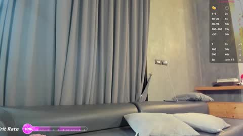 Snapshot of aiko_miracle chatting on October 25, 6:02 am birthday here online show from October 25, 6:02 am