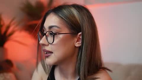  Aileen  online show from March 25, 9:21 pm