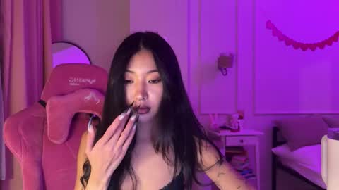 Aime  online show from January 10, 6:24 pm