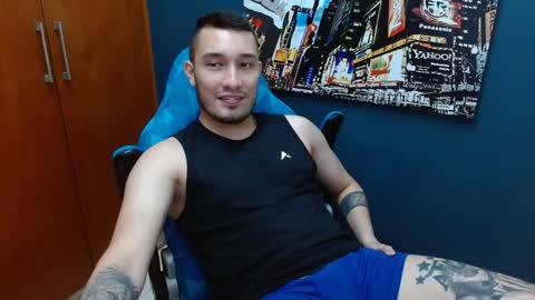 Snapshot of airon_blade chatting on February 4, 11:16 pm A I R O N online show from February 4, 11:16 pm