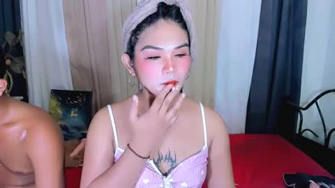 airy_lust online show from April 14, 10:40 am