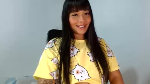 Snapshot of aisha_brownn chatting on December 19, 3:51 am Aisha online show from December 19, 3:51 am