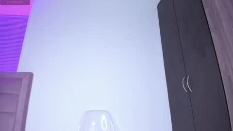 aisha online show from September 16, 12:45 am