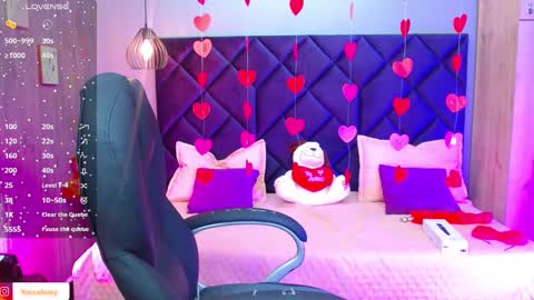 Aisha Violet online show from February 15, 3:31 am