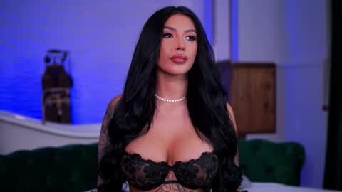 Maddy online show from December 17, 7:53 pm