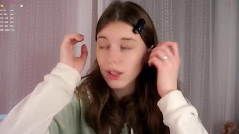 Aliza online show from September 17, 1:09 am