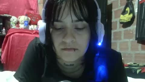 Snapshot of aitana23_ chatting on September 24, 12:39 am aiti online show from September 24, 12:39 am