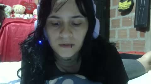 Snapshot of aitana23_ chatting on September 28, 2:42 am aiti online show from September 28, 2:42 am
