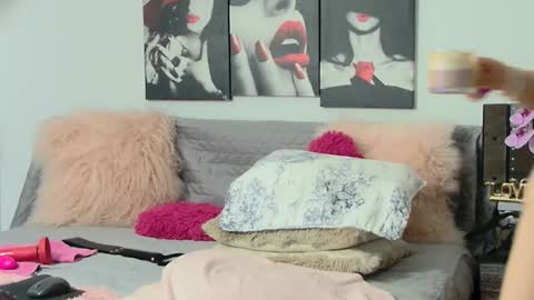 Aitanna Love online show from April 10, 9:14 am