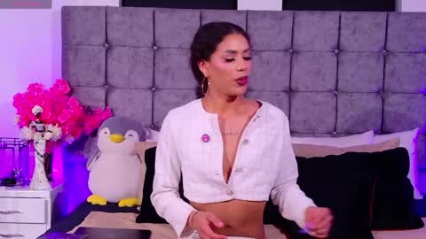 Queen Dumont   online show from February 23, 11:29 pm