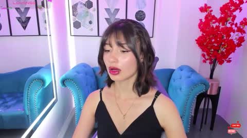 Snapshot of akaza_hakuji_ chatting on September 24, 12:34 pm Azaka online show from September 24, 12:34 pm