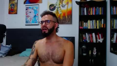 akiles online show from November 7, 11:40 pm