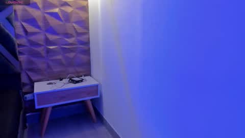 ALAHIA online show from October 15, 11:11 am