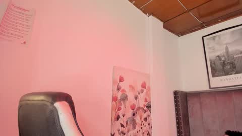 Alaia Carter online show from November 26, 3:15 am