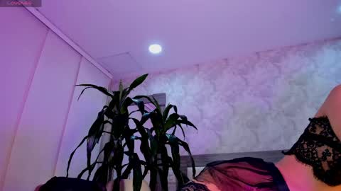 alaiaguerra online show from June 1, 10:22 pm