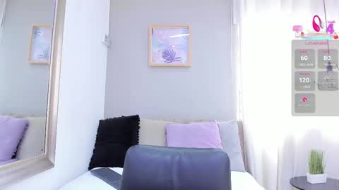 Snapshot of alaiasmile_ chatting on September 23, 7:20 pm online show from September 23, 7:20 pm