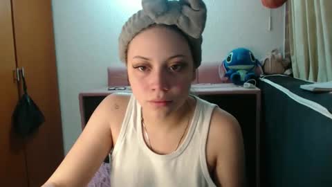 alaina_blessed online show from February 2, 12:30 am