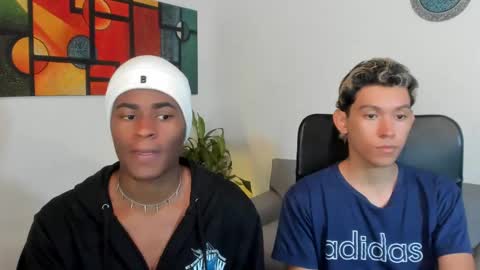 Snapshot of alan_scot chatting on March 8, 9:18 pm Alan and Criss - WE JUST FRIENDS WITH BENEFITS BOTH VERS online show from March 8, 9:18 pm
