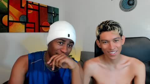 Snapshot of alan_scot chatting on February 26, 1:36 am Alan and Criss - WE JUST FRIENDS WITH BENEFITS BOTH VERS online show from February 26, 1:36 am