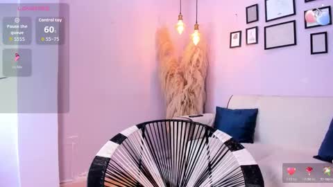 Alana online show from November 16, 1:57 pm